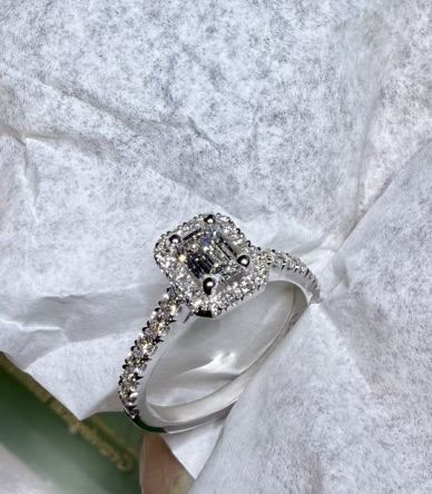 Cushion-cut ring with diamond halo setting — SKJ Serti workshop, Antwerp